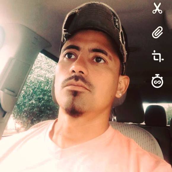 Meet your Posher, Efrain - Picture 1 of 1